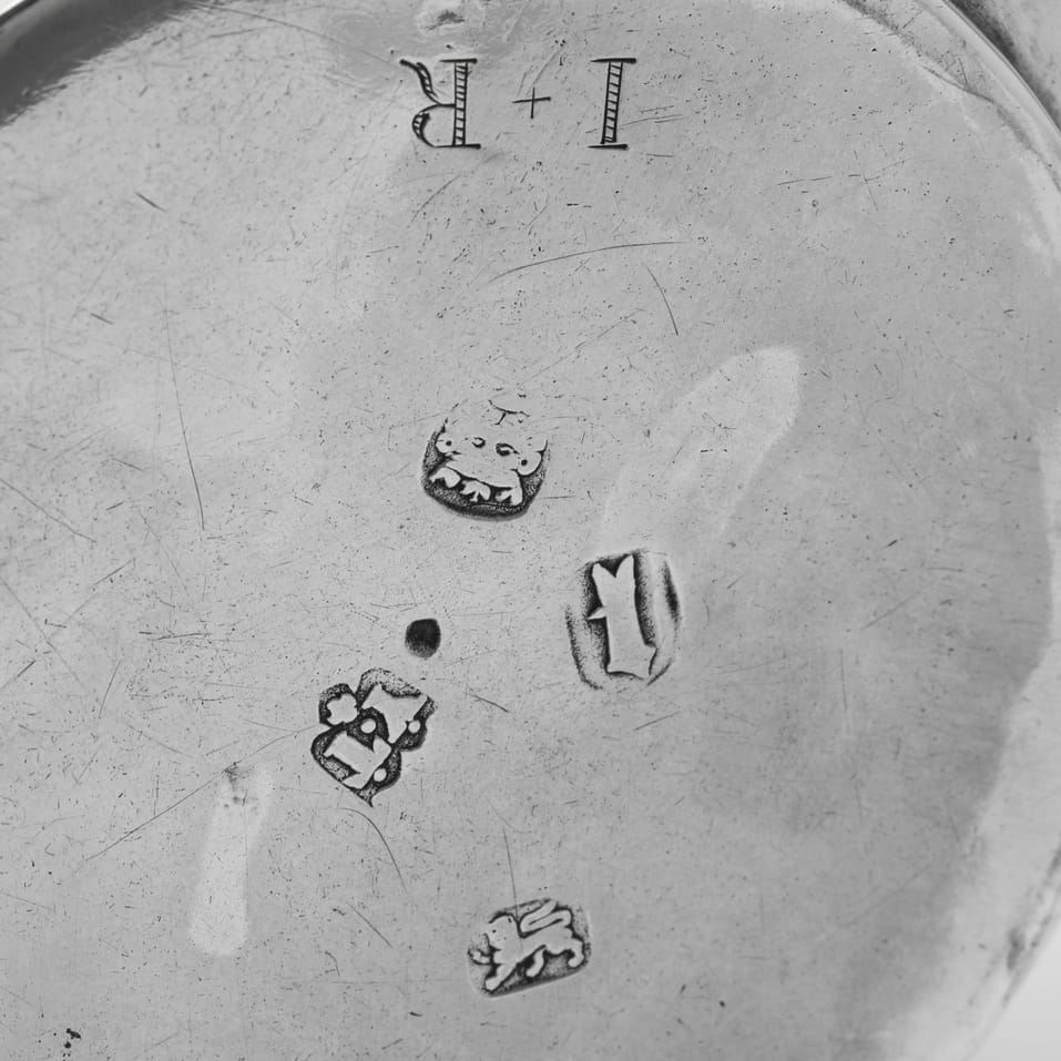 Antique Sterling Silver Porringer - hallmarked in 1688 London - James II - Image 5