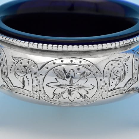 Antique Sterling Silver & Glass Pair of Salt Cellars - Robert Harper, hallmarked in 1869 London - Victorian - Image 2