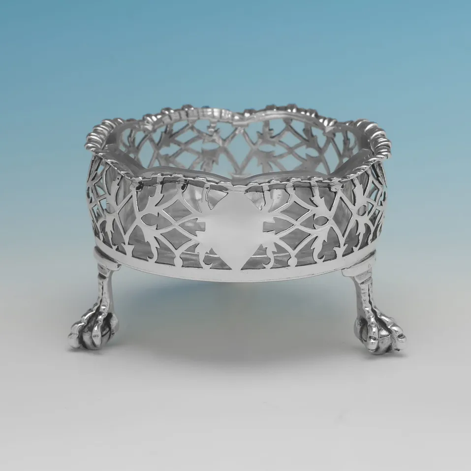 Antique Sterling Silver & Glass Pair of Pierced Salt Cellars - John Langford II & John Sebille, hallmarked in 1763 London - George III - Image 2
