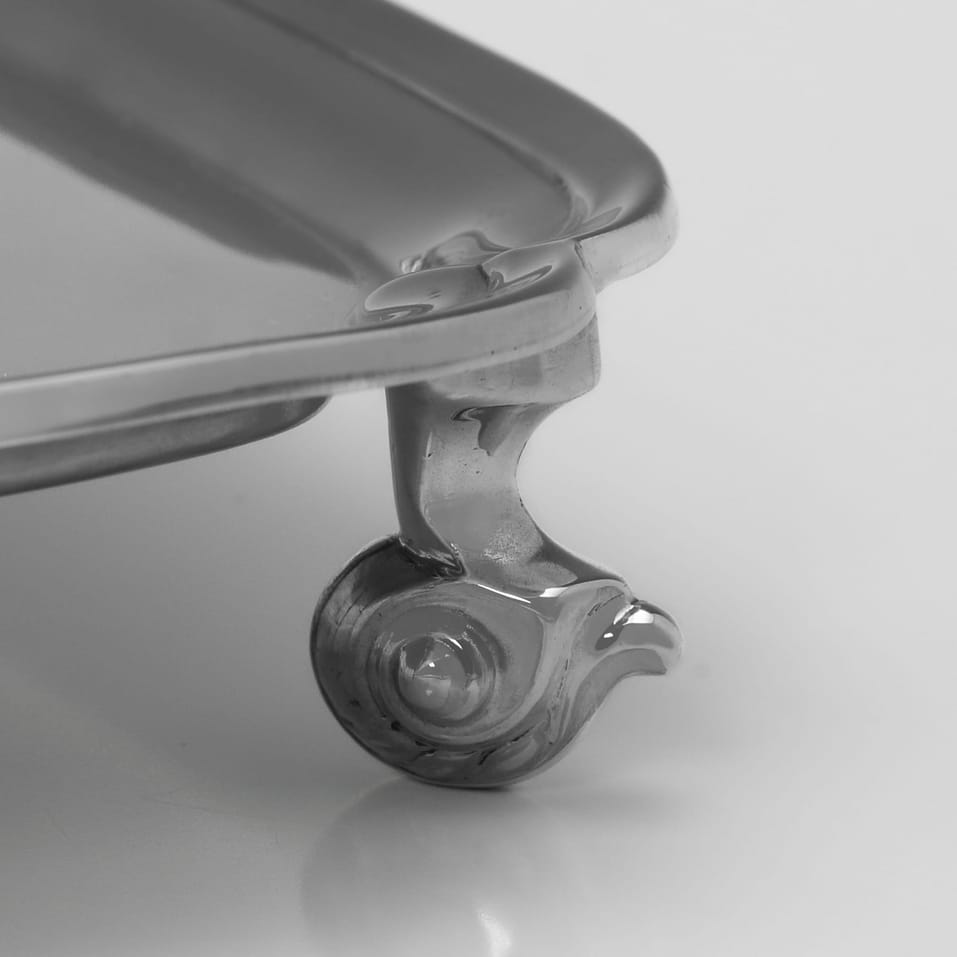 Sterling Silver Pair of Salvers - hallmarked in 1933 Sheffield - George V - Image 5