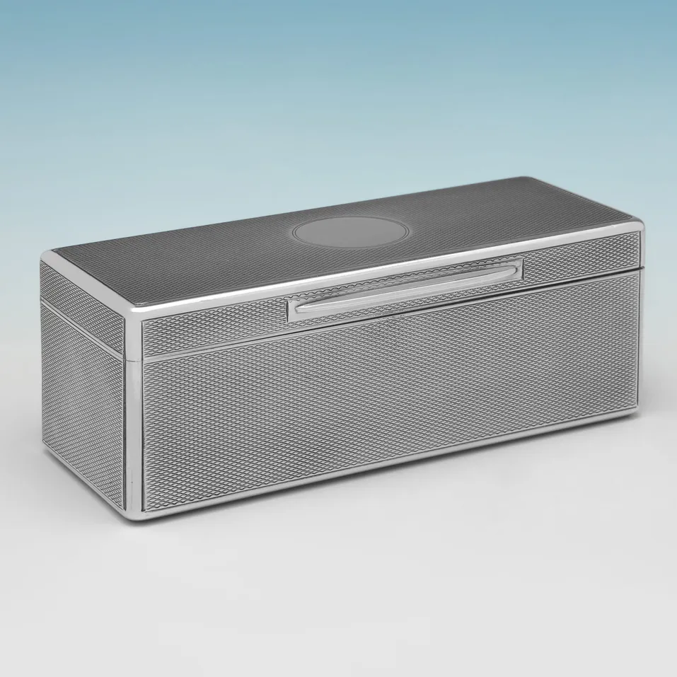 Antique Sterling Silver Snuff Box - Wright & Davies, hallmarked in 1922 London - George V - Image 1