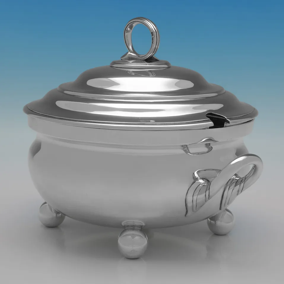 Antique Sterling Silver Soup Tureen - Aldwinckle & Slater, hallmarked in 1892 London - Victorian - Image 2