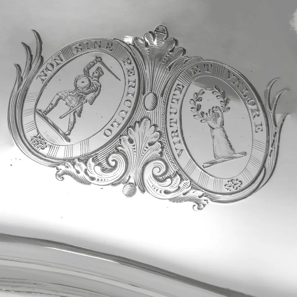 Antique Sterling Silver Soup Tureen and Pair of Sauce Tureens - William Ker Reid, hallmarked in 1829 London - George IV - Image 8