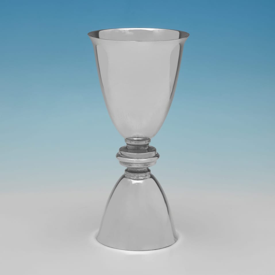 Sterling Silver Spirit Measure - J. B. Chatterley & Sons Ltd., hallmarked in 1972 Birmingham - Elizabeth II