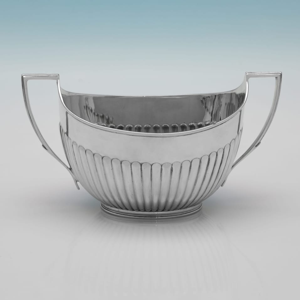 Antique Sterling Silver Sugar Bowl - Edward Hutton, hallmarked in 1891 London - Victorian - Image 2
