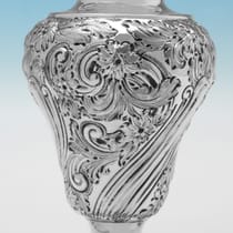 Antique Sterling Silver Sugar Caster - Goldsmiths & Silversmiths Co., hallmarked in 1903 London - Edwardian - Thumbnail 3