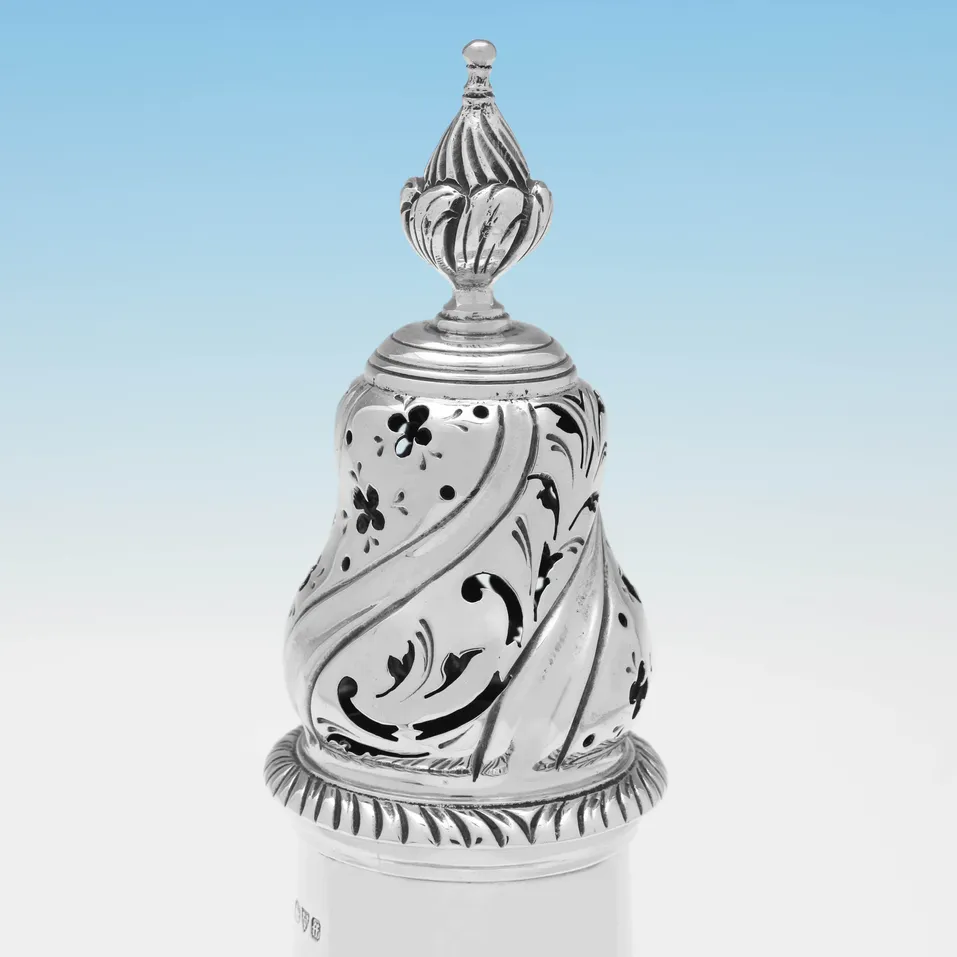 Sterling Silver Sugar Caster - Jay, Richard Attenborough & Co. Ltd., hallmarked in 1931 Chester - George V - Image 2