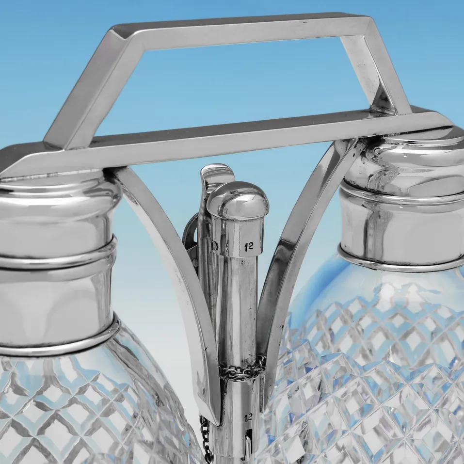 Sterling Silver & Glass Tantalus - Tiffany & Co., made circa 1950 - George VI - Image 7