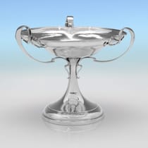 Antique Sterling Silver Tazza - Walker & Hall, hallmarked in 1913 Sheffield - George V - Thumbnail 1