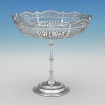 Antique Sterling Silver Tazza - Mappin & Webb, hallmarked in 1911 Sheffield - George V - Thumbnail 1