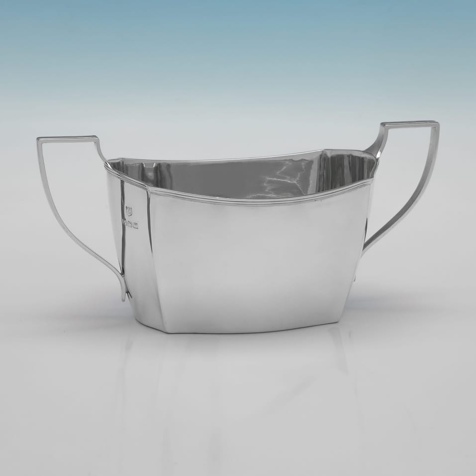 Sterling Silver Tea Set - Barker Brothers Ltd., hallmarked in 1939 Birmingham - George VI - Image 5