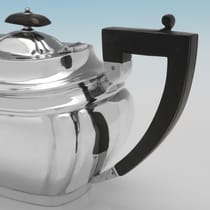 Sterling Silver Four piece tea and coffee service - Viner's Ltd., hallmarked in 1936 Sheffield - Edward VIII - Thumbnail 6