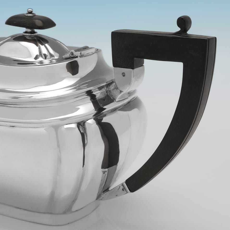 Sterling Silver Four piece tea and coffee service - Viner's Ltd., hallmarked in 1936 Sheffield - Edward VIII - Image 6