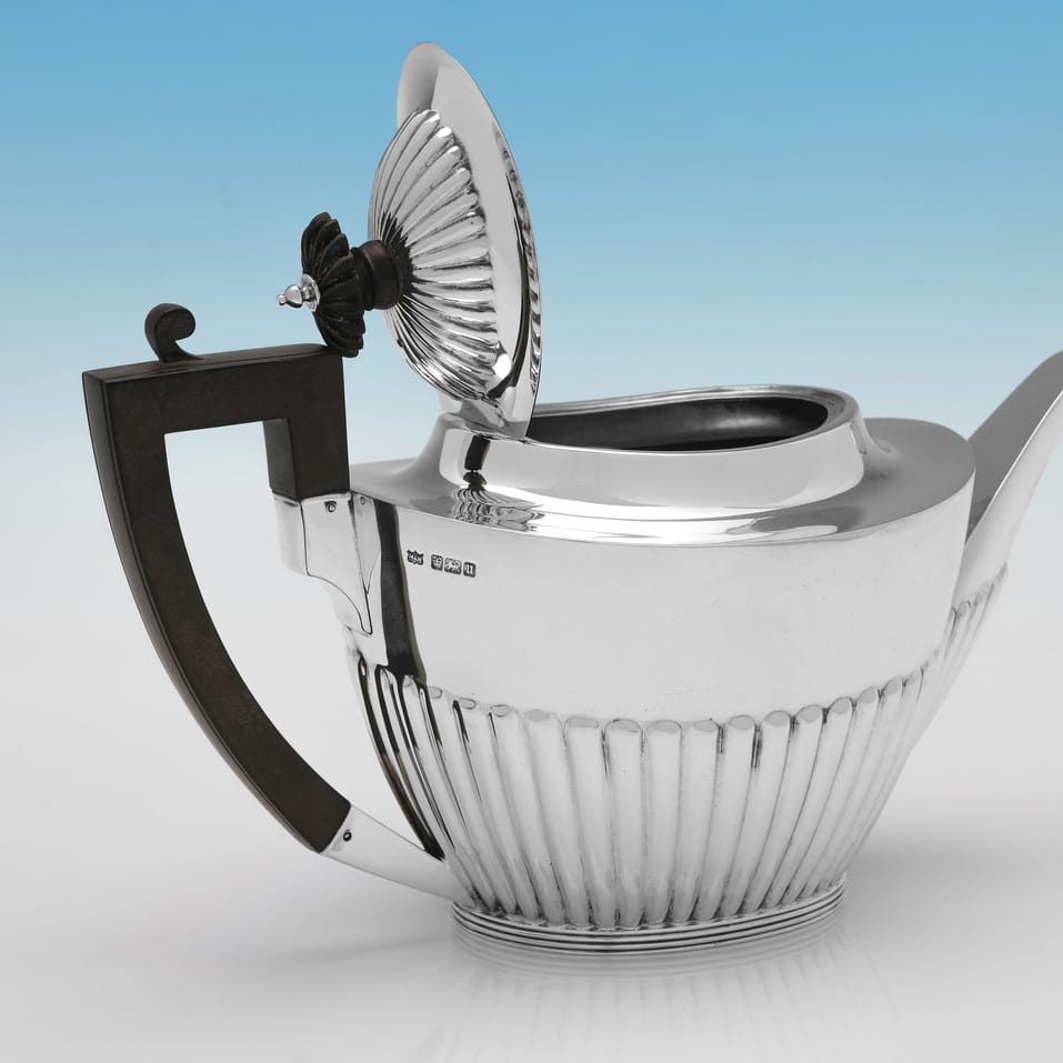 Antique Sterling Silver Tea Set - Mappin And Webb, hallmarked in 1911 Sheffield - George V - Image 3