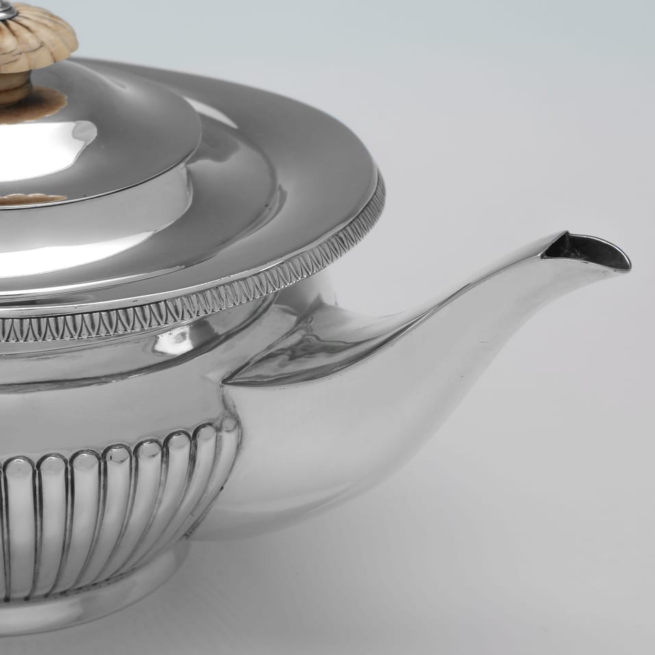 Antique Sterling Silver Teapot - J. Parkes & Co., hallmarked in 1915 London - George V - Image 5