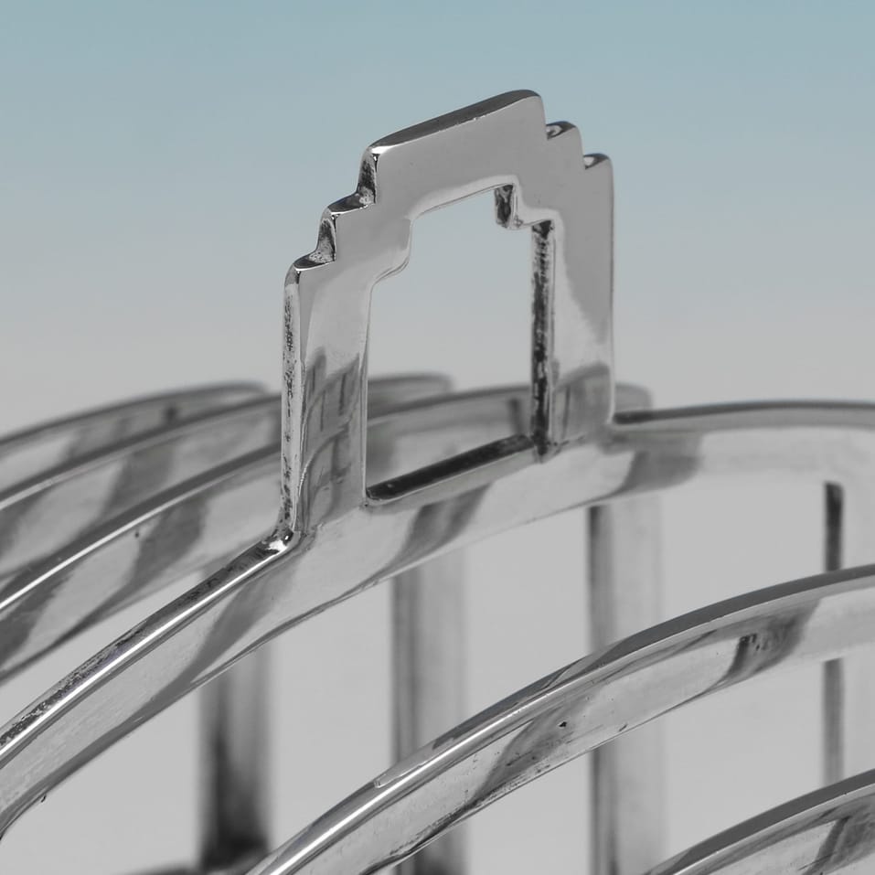 Sterling Silver Toast Rack - Henry Clifford Davis, hallmarked in 1934 Birmingham - George V - Image 4