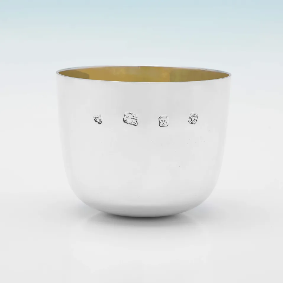 Sterling Silver Tumbler Cup - C. J. Vander, hallmarked in 1988 London - Elizabeth II