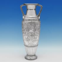 Antique Sterling Silver Etruscan Style Vase - Stephen Smith, hallmarked in 1880 London - Victorian - Thumbnail 1