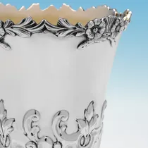 Antique Sterling Silver Pair of Vases - Lambert & Co., hallmarked in 1903 London - Edwardian - Thumbnail 3