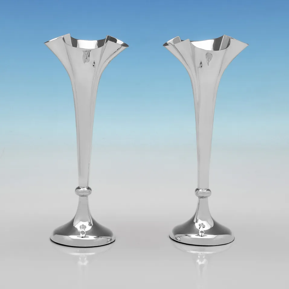 Antique Sterling Silver Pair of Vases - Mappin & Webb, hallmarked in 1901 London - Edwardian