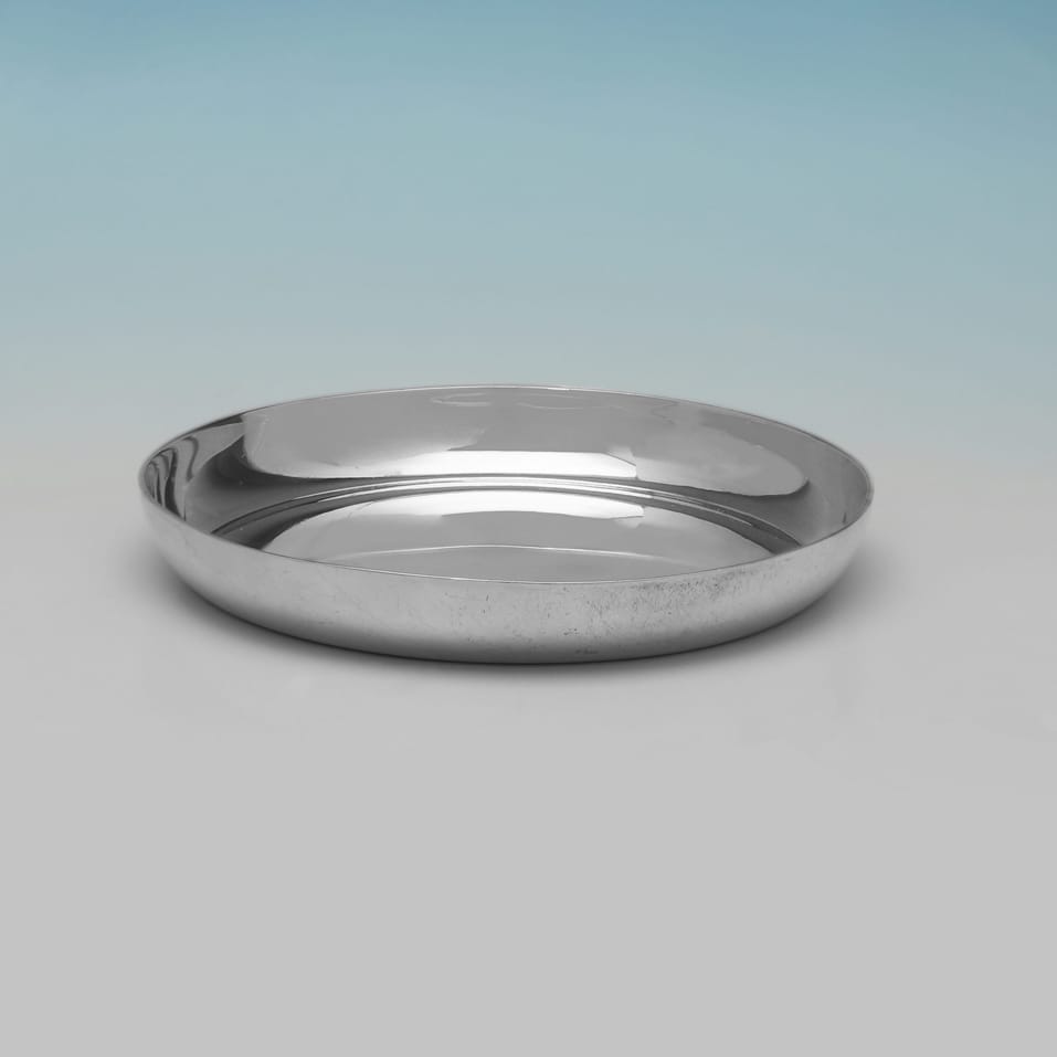 Sterling Silver Set of 12 Wine Glass Coasters - Carrington & Co., hallmarked in 1937 London - George VI - Image 4