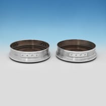 Sterling Silver Pair of Wine Coasters - W. I. Broadway & Co., hallmarked in 1981 London - Elizabeth II - Thumbnail 2