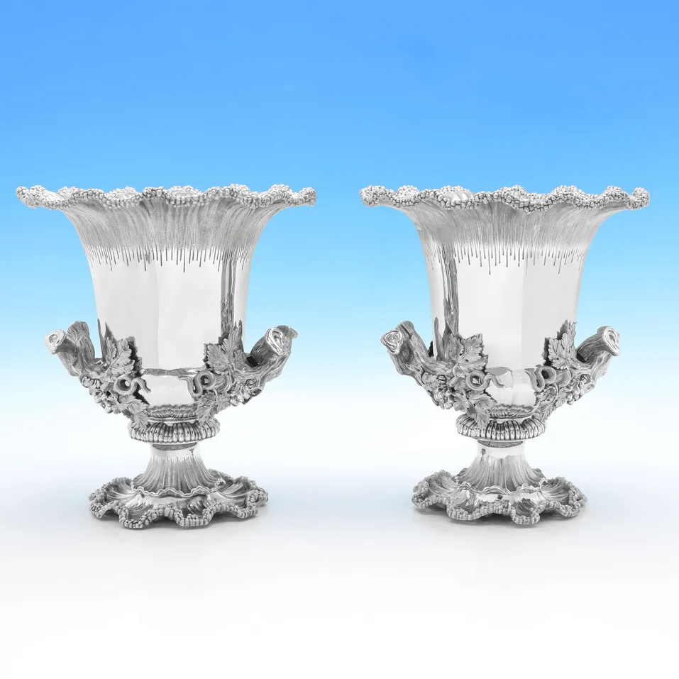 Antique Sterling Silver Pair of Wine Coolers - R. & S. Garrard, hallmarked in 1887 London - Victorian - Image 1